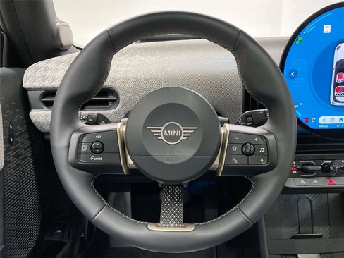 Certified 2025 MINI Cooper S image 15