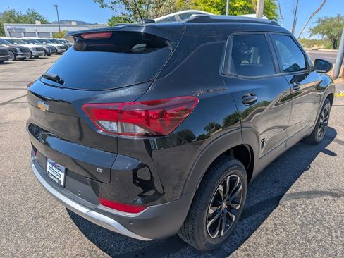 Certified 2022 Chevrolet TrailBlazer LT w/ Convenience Package image 5