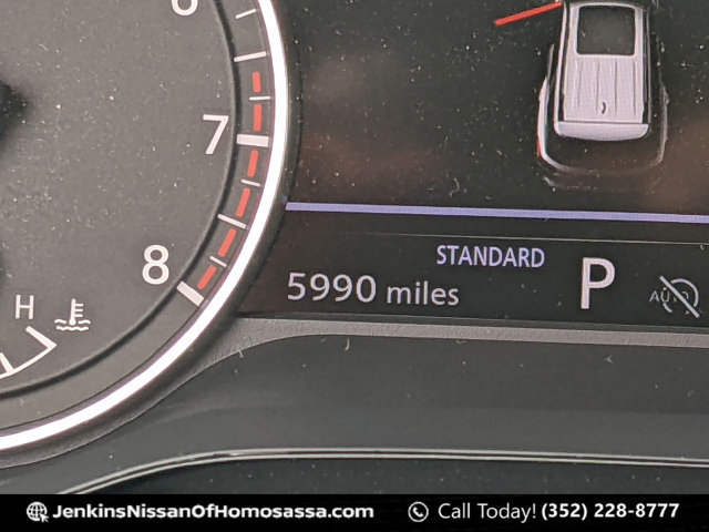 Used 2025 Nissan Pathfinder SV w/ SV Premium Package FWD image 51