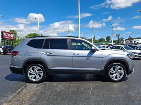 Certified 2022 Volkswagen Atlas SE w/ Panoramic Sunroof Package AWD/4WD image 7