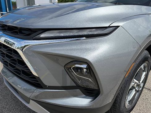 Certified 2025 Chevrolet Blazer LT AWD/4WD image 27