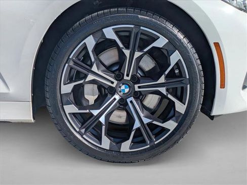 Used 2025 BMW 330i Sedan w/ Convenience Package image 10