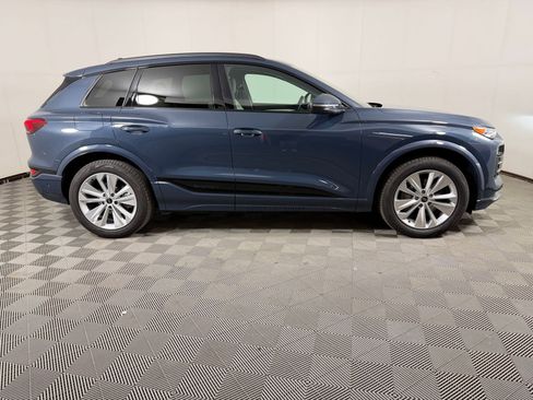 Used 2025 Audi Q6 e-tron Premium w/ Convenience Package RWD image 8