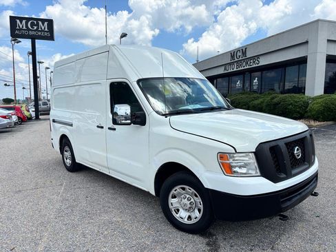 Used 2019 Nissan NV 2500 SV RWD image 21