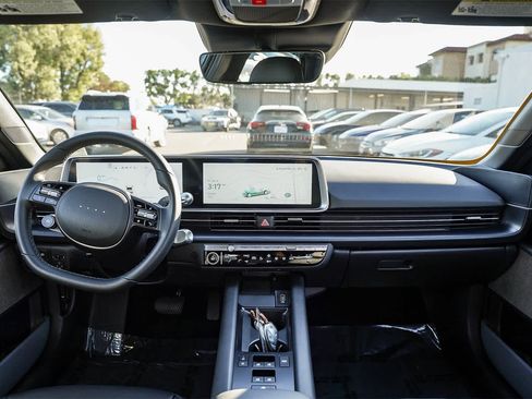 Certified 2025 Hyundai Ioniq 6 SEL image 12