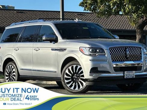 Used 2024 Lincoln Navigator Black Label image 1