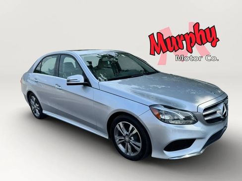 Used 2016 Mercedes-Benz E 350 Sedan w/ Premium Package image 11