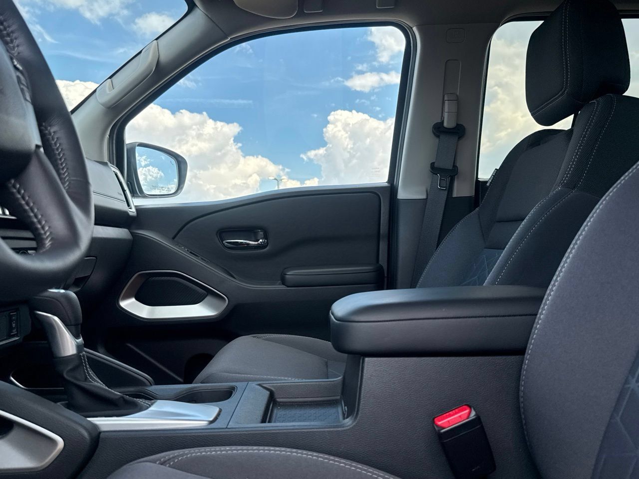 Certified 2026 Nissan Frontier SV w/ All-Weather Content Package RWD image 34