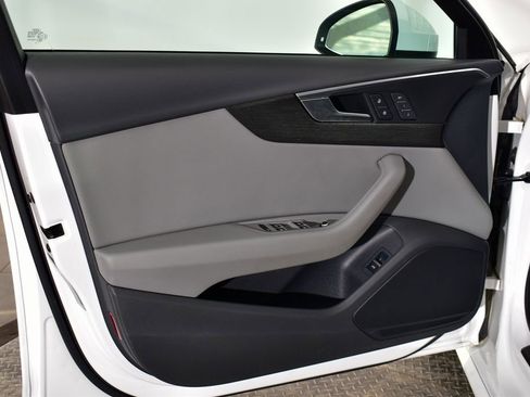 Used 2018 Audi A4 2.0T Premium image 10