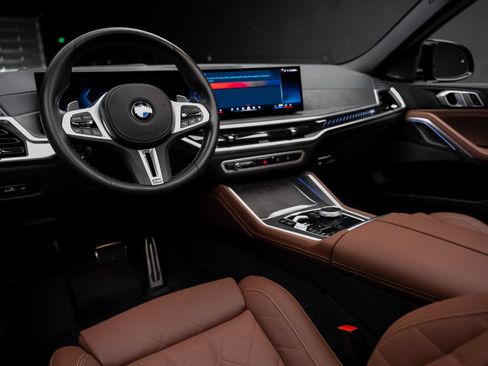 Used 2025 BMW X6 M60i AWD/4WD image 2