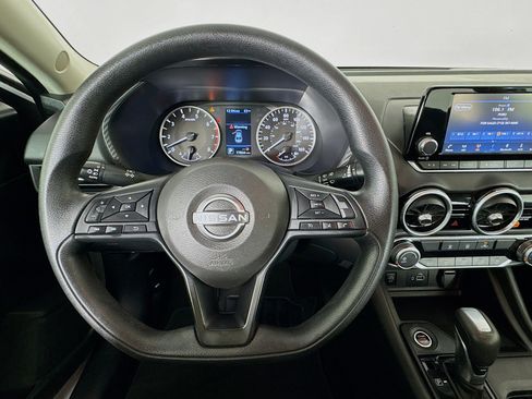 Used 2024 Nissan Sentra S FWD image 11