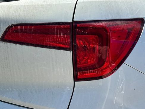 Used 2018 Honda Pilot LX image 7