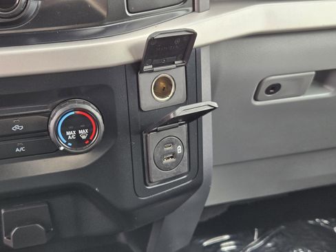Used 2023 Ford F150 XLT image 17