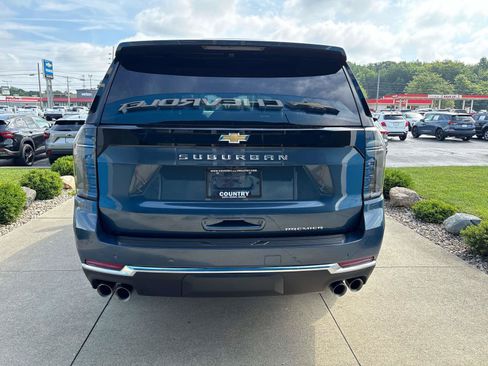 New 2026 Chevrolet Suburban Premier w/ Sun And Tow Package AWD/4WD image 4