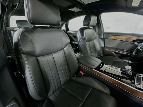 Used 2021 Audi A8 L 3.0T w/ Executive Plus Package AWD/4WD image 29