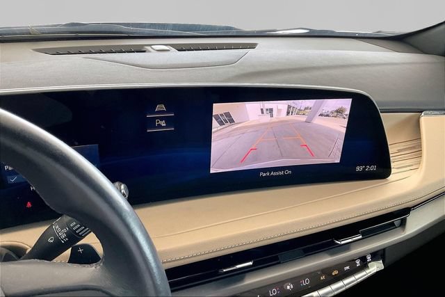 Certified 2024 Cadillac XT4 Premium Luxury FWD image 11