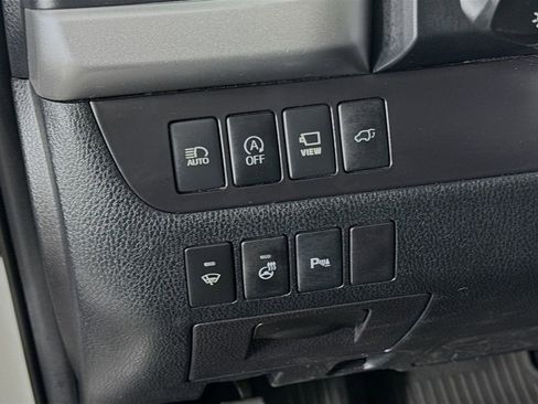 Used 2019 Toyota Highlander Limited Platinum image 10