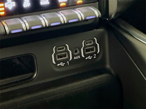 Used 2020 RAM 1500 Laramie image 21