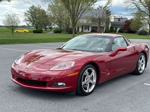 Used 2008 Chevrolet Corvette Coupe w/ Preferred Equipment Group RWD image 6