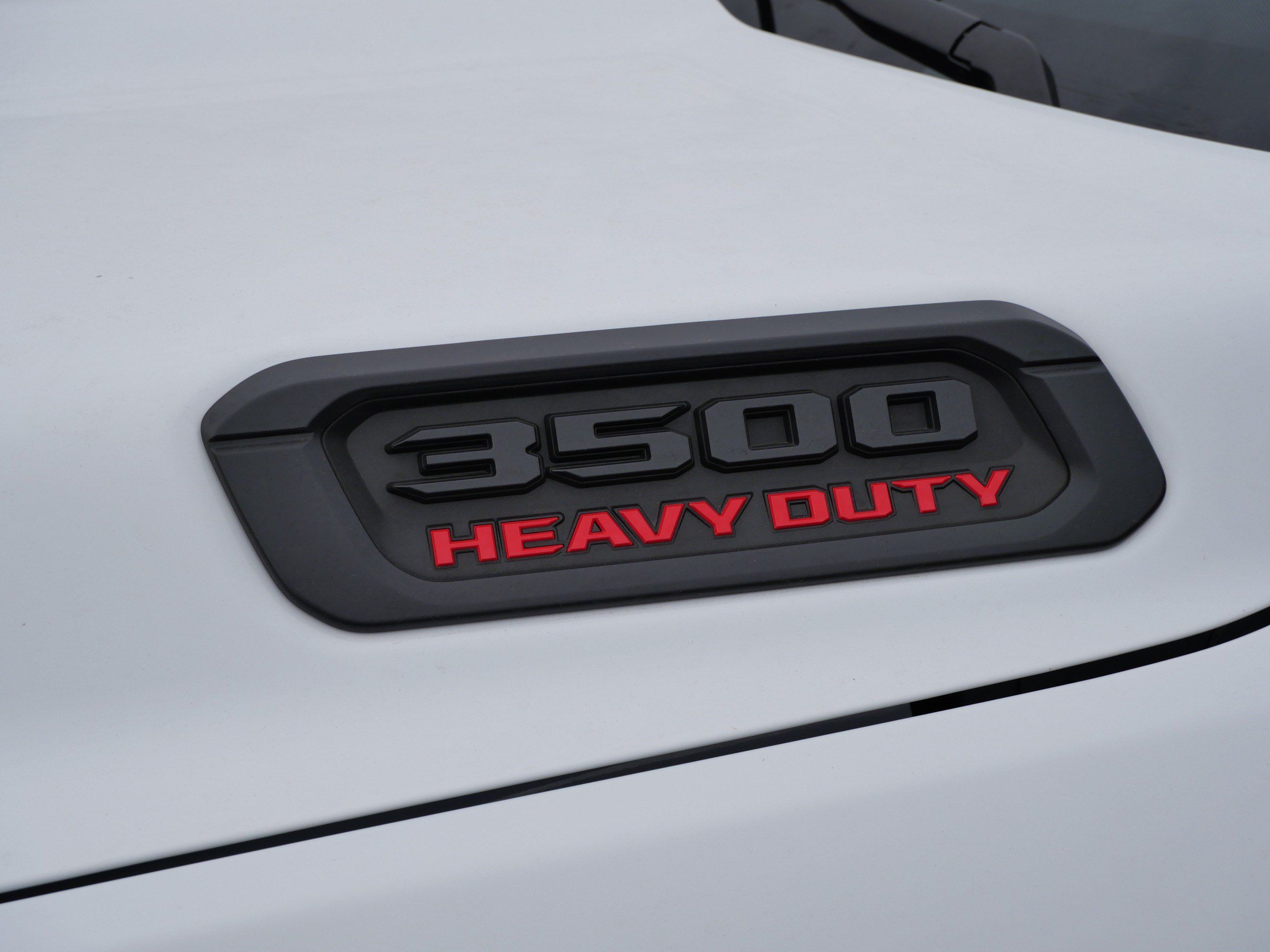 Used 2025 RAM 3500 Big Horn AWD/4WD image 16
