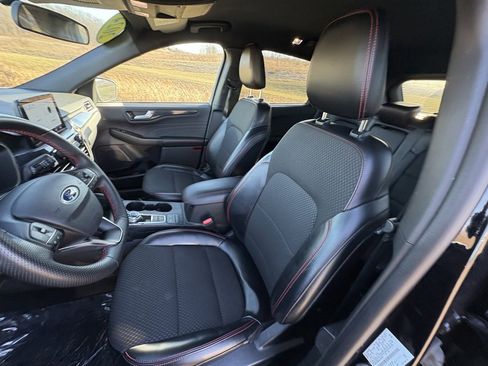 Used 2024 Ford Escape ST-Line image 34