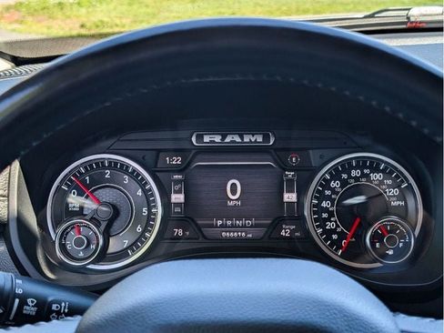 Used 2022 RAM 1500 Laramie AWD/4WD image 25
