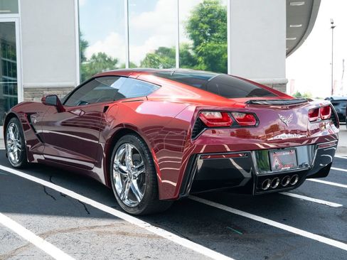 Used 2017 Chevrolet Corvette Stingray Coupe w/ 2LT Preferred Equipment Group RWD image 19
