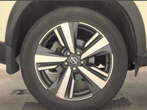 Used 2023 Nissan Rogue Platinum w/ Platinum Premium Package AWD/4WD image 15