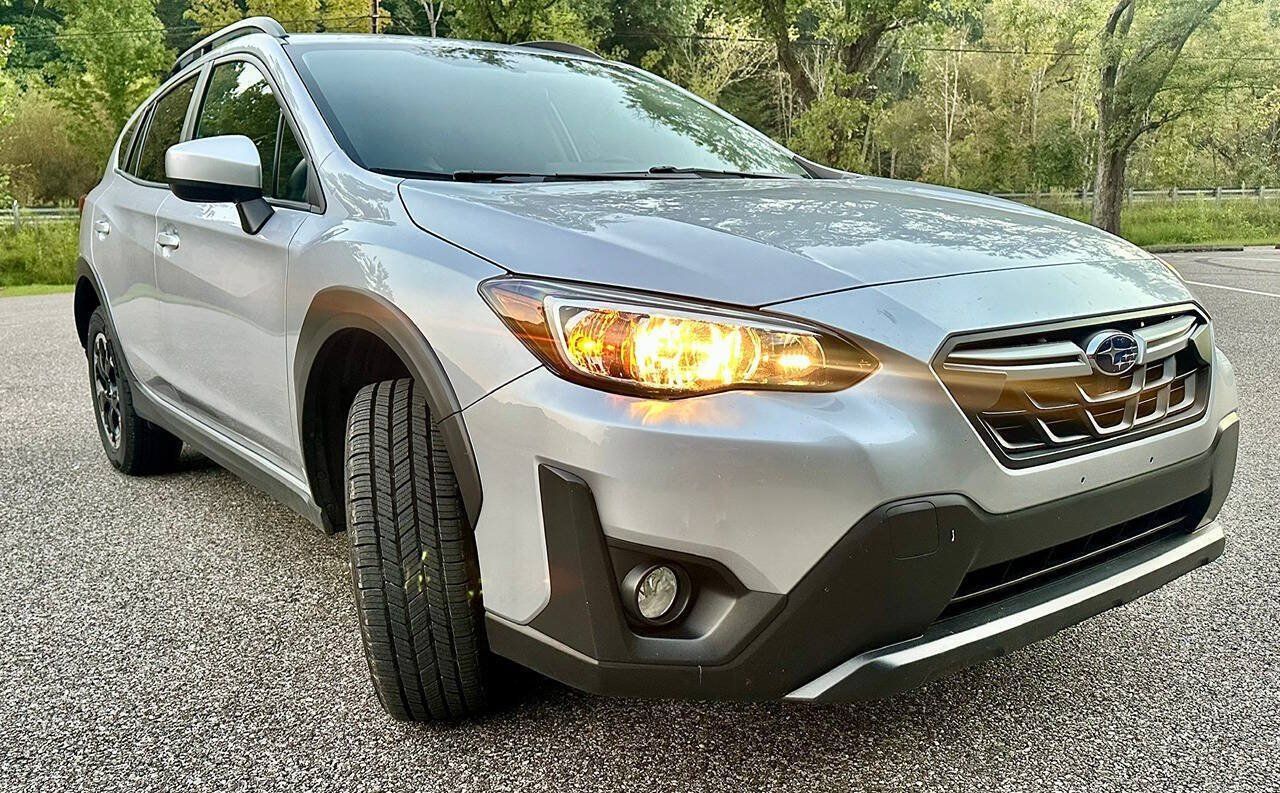 Used 2021 Subaru Crosstrek 2.0i Premium AWD/4WD image 9