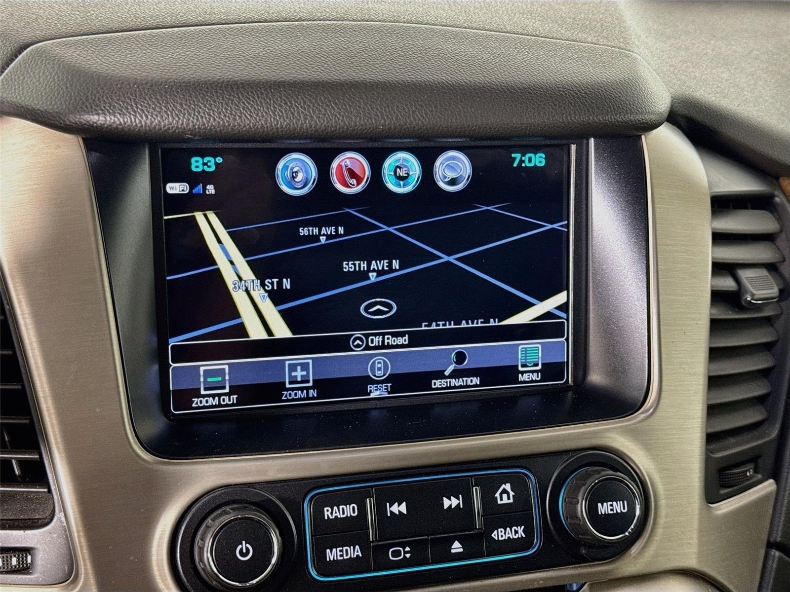 Certified 2020 GMC Yukon Denali w/ Denali Premium Package AWD/4WD image 16