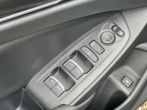 Used 2020 Honda Accord Sport image 16