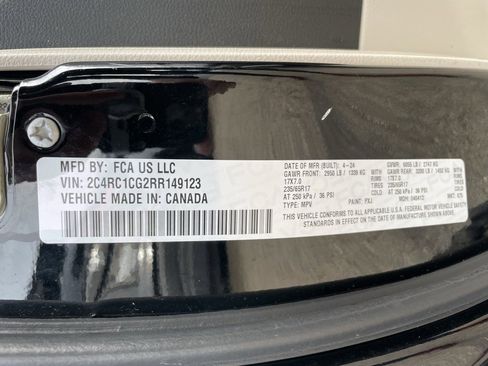 Used 2024 Chrysler Voyager LX image 42