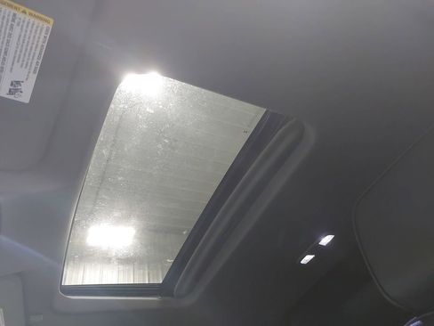 Used 2024 GMC Sierra 2500 Denali w/ Denali Reserve Package image 32