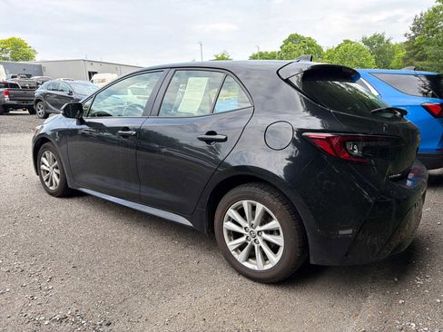 Used 2024 Toyota Corolla SE FWD image 3