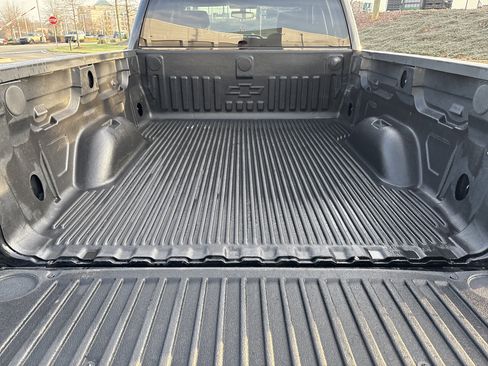 Used 2018 Chevrolet Silverado 1500 LT w/ All Star Edition image 22