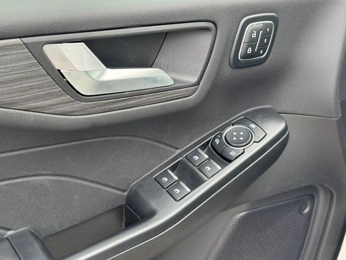 New 2026 Ford Escape Platinum w/ Class II Trailer Tow Package image 11