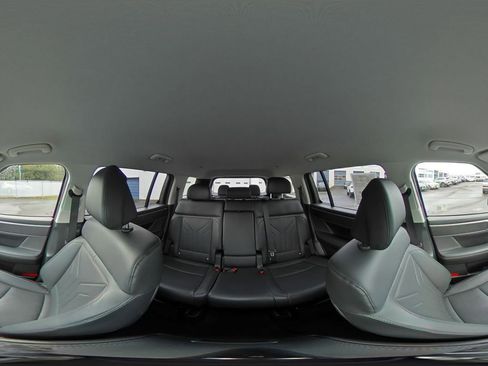 Used 2025 Hyundai Santa Fe SEL image 45