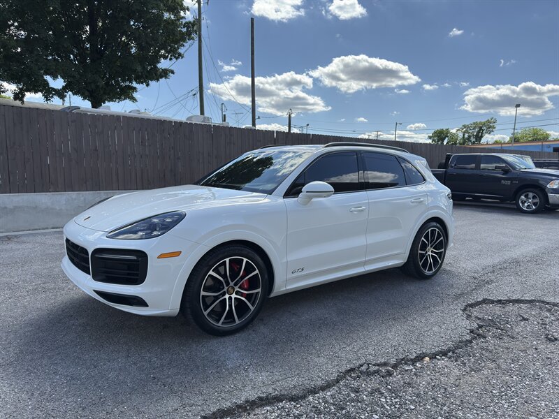 Used 2022 Porsche Cayenne GTS AWD/4WD image 6
