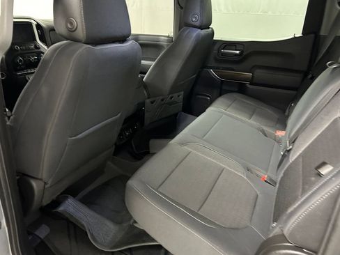 Used 2019 Chevrolet Silverado 1500 LT Trail Boss w/ Convenience Package AWD/4WD image 14
