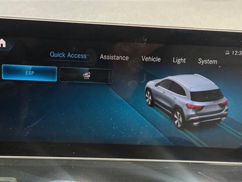 Used 2021 Mercedes-Benz GLA 250 4MATIC image 39