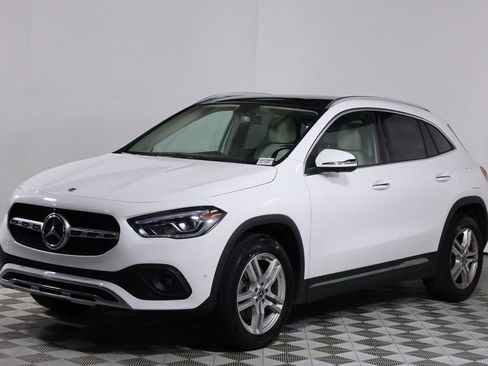 Certified 2023 Mercedes-Benz GLA 250 4MATIC w/ Premium Package image 3