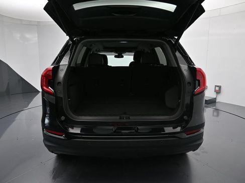 Used 2023 GMC Terrain SLT w/ Tech Package FWD image 25