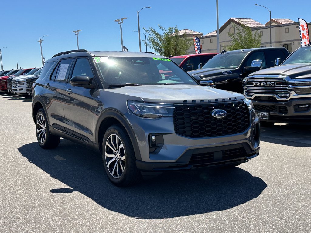 Used 2025 Ford Explorer ST-Line AWD/4WD image 10