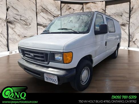 Used 2003 Ford E-150 and Econoline 150 image 1