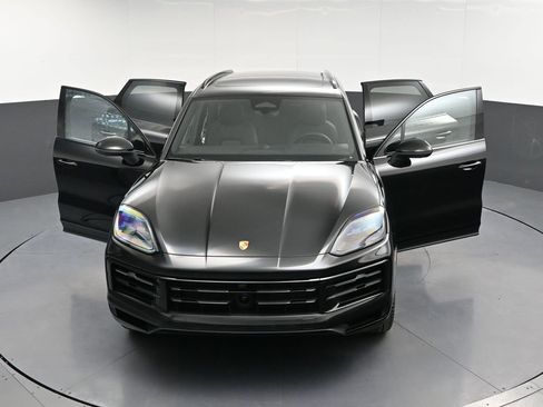 New 2026 Porsche Cayenne S AWD/4WD image 34