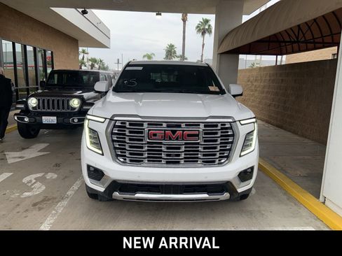 Certified 2025 GMC Yukon Denali image 3