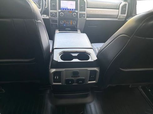 Used 2020 Ford F250 Lariat w/ Lariat Ultimate Package AWD/4WD image 22