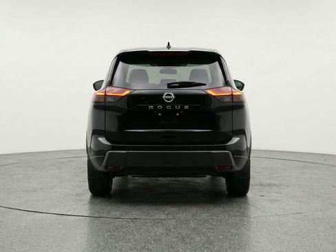 Used 2025 Nissan Rogue SV image 7