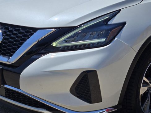 Used 2021 Nissan Murano S image 7