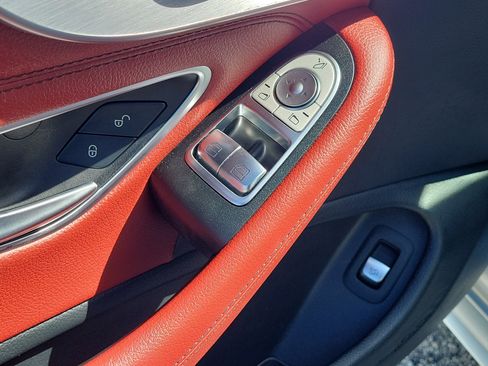 Used 2021 Mercedes-Benz C 300 Coupe image 17